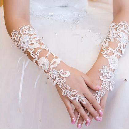 2018 High Quality Lace White Ivory Glove Wedding..