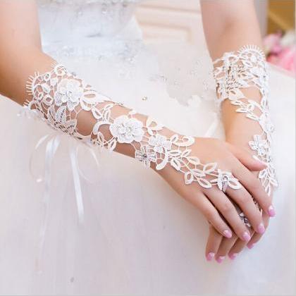 2018 High Quality Lace White Ivory Glove Wedding..