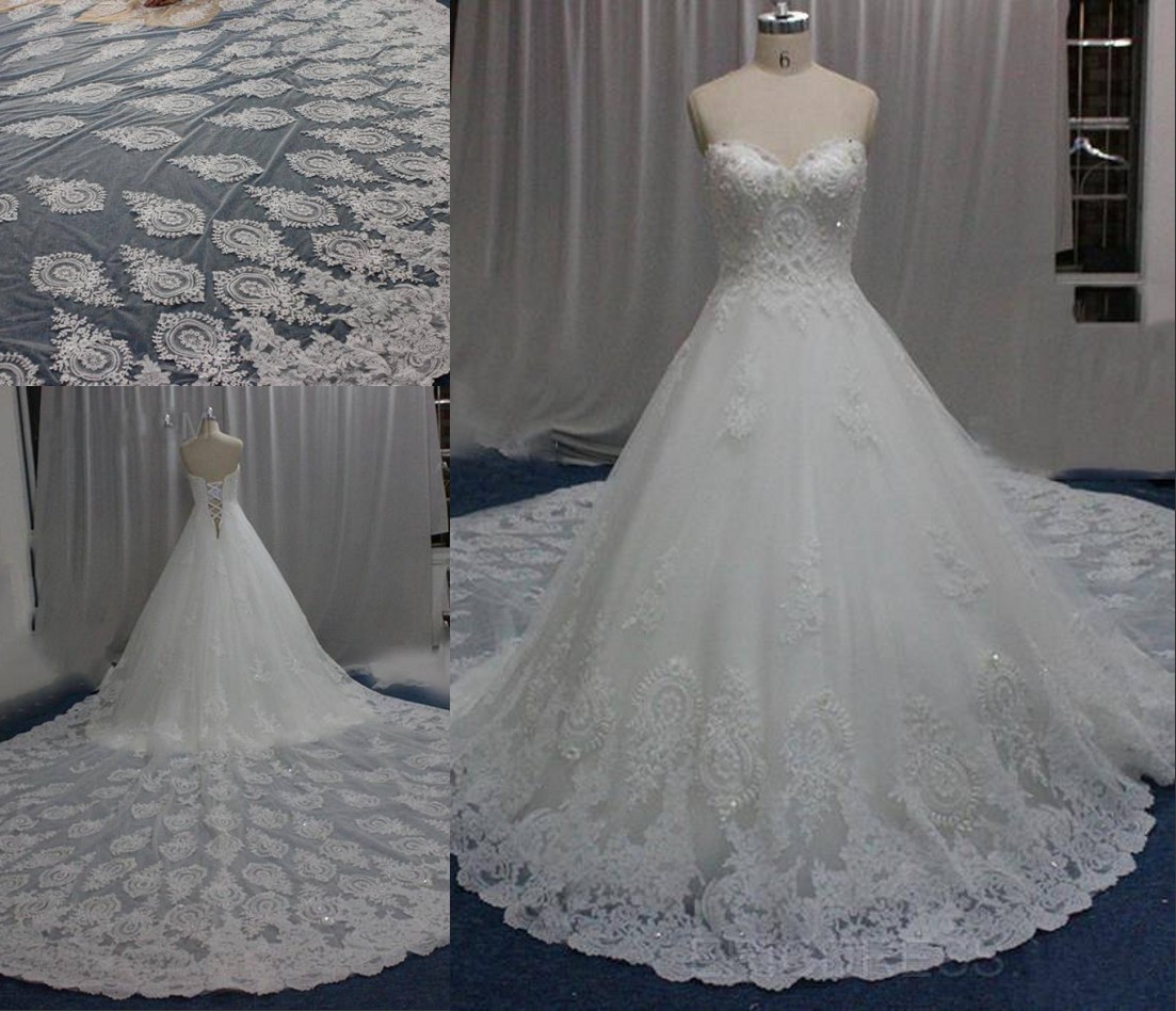 Royal Designer Wedding Dresses Luxury Big Train Lace Applique